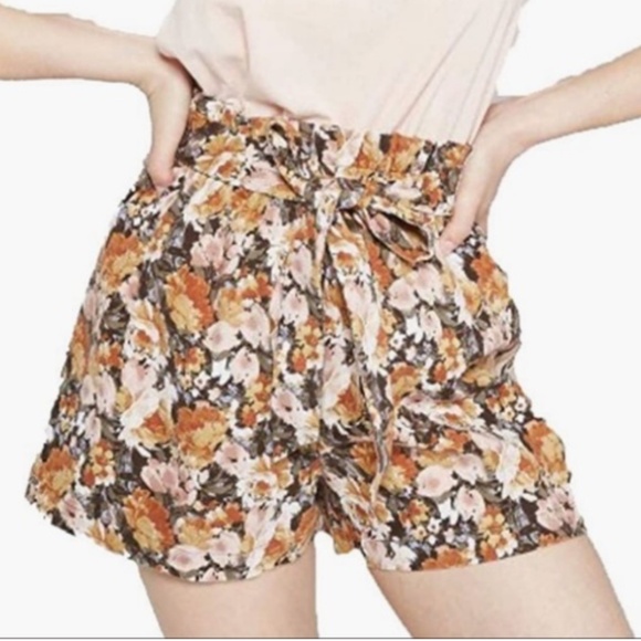 Wild Fable Paperbag Tie Waist Floral Shorts - Picture 2 of 5